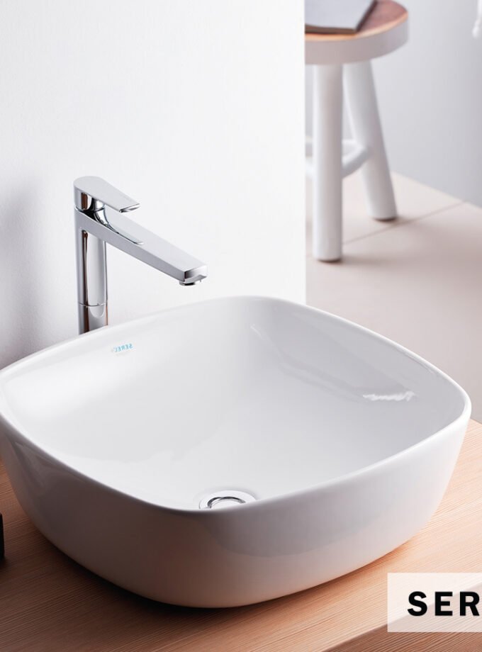 &Nu;&iota;&pi;&tau;ή&rho;&alpha;&sigmaf; &Pi;&omicron;&rho;&sigma;&epsilon;&lambda;ά&nu;&eta;&sigmaf; 46x46 SEREL White