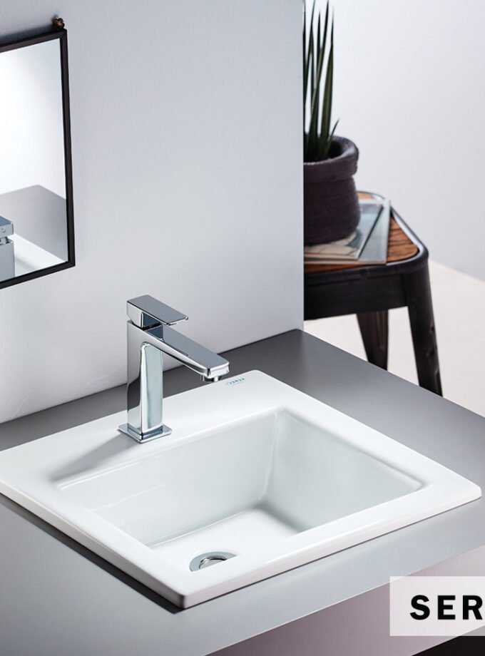 &Nu;&iota;&pi;&tau;ή&rho;&alpha;&sigmaf; &Pi;&omicron;&rho;&sigma;&epsilon;&lambda;ά&nu;&eta;&sigmaf; 42x42 (1 &omicron;&pi;ή) SEREL White