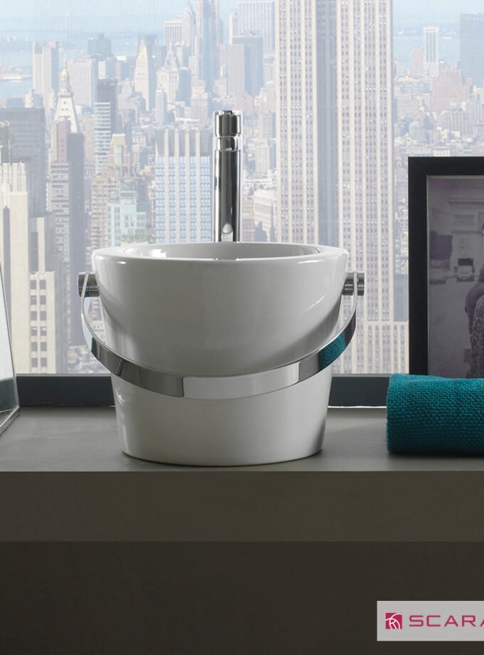 &Nu;&iota;&pi;&tau;ή&rho;&alpha;&sigmaf; &Pi;&omicron;&rho;&sigma;&epsilon;&lambda;ά&nu;&eta;&sigmaf; Bucket &Phi;30 Scarabeo White