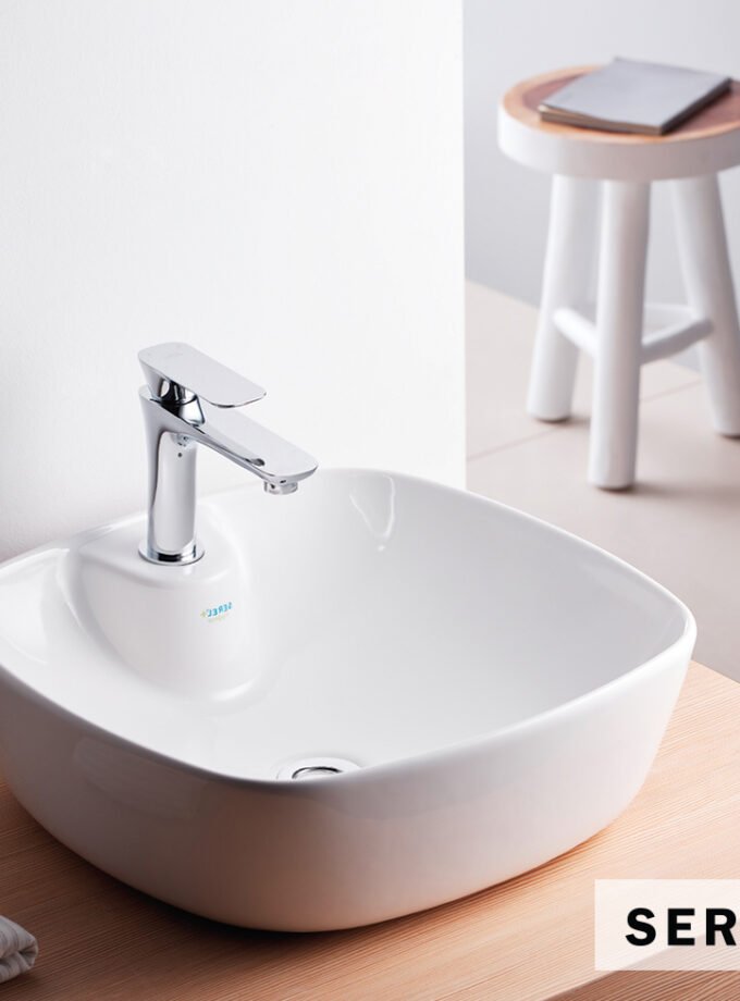 &Nu;&iota;&pi;&tau;ή&rho;&alpha;&sigmaf; &Pi;&omicron;&rho;&sigma;&epsilon;&lambda;ά&nu;&eta;&sigmaf; 46x46 SEREL White